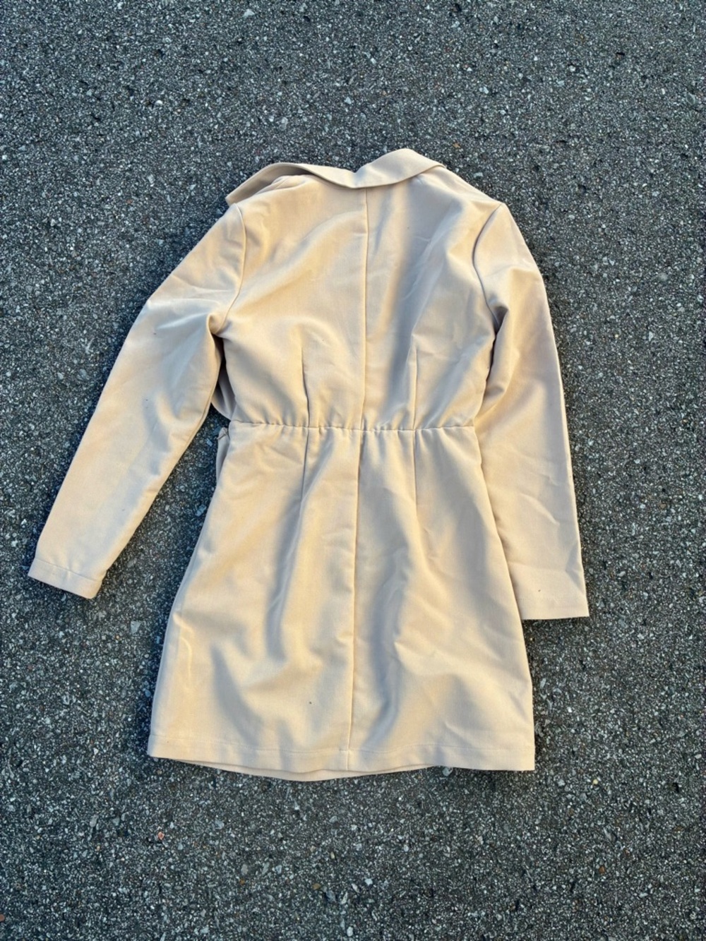 Abercrombie and Fitch cut out tan blazer dress - Picture 2 of 3